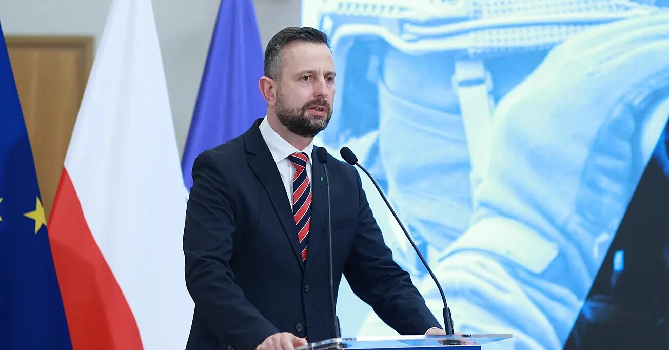 Міністр оборони Польщі доручив розсекретити військову допомогу Україні